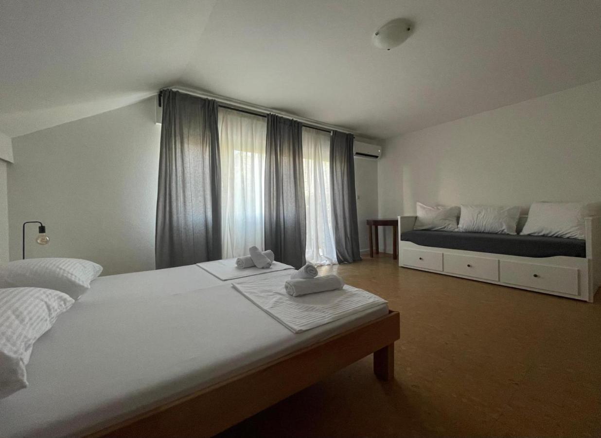 Sea Land 2 Apartment Trogir Ngoại thất bức ảnh