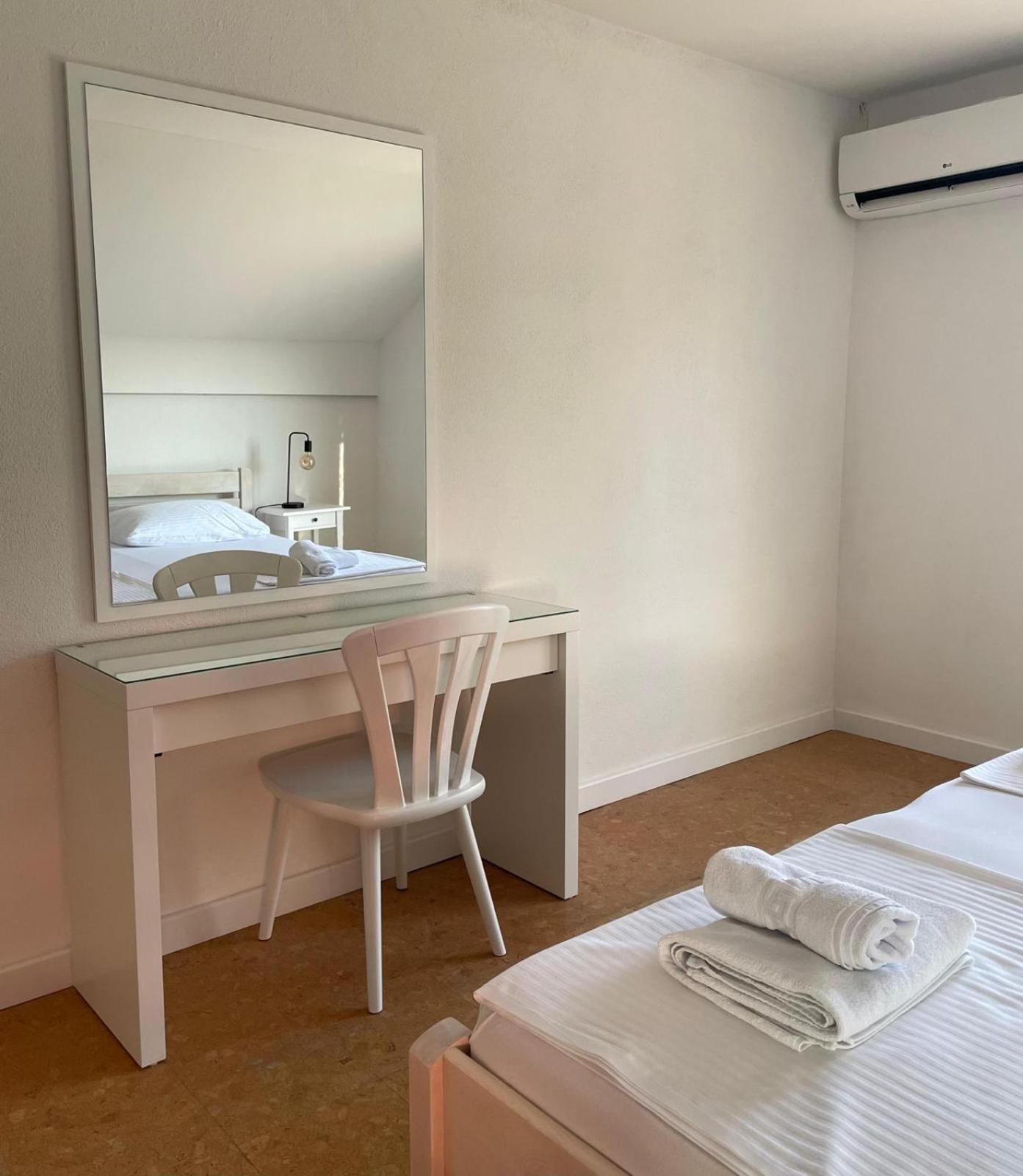 Sea Land 2 Apartment Trogir Ngoại thất bức ảnh